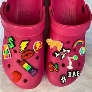 Cape Robin Clog with charms